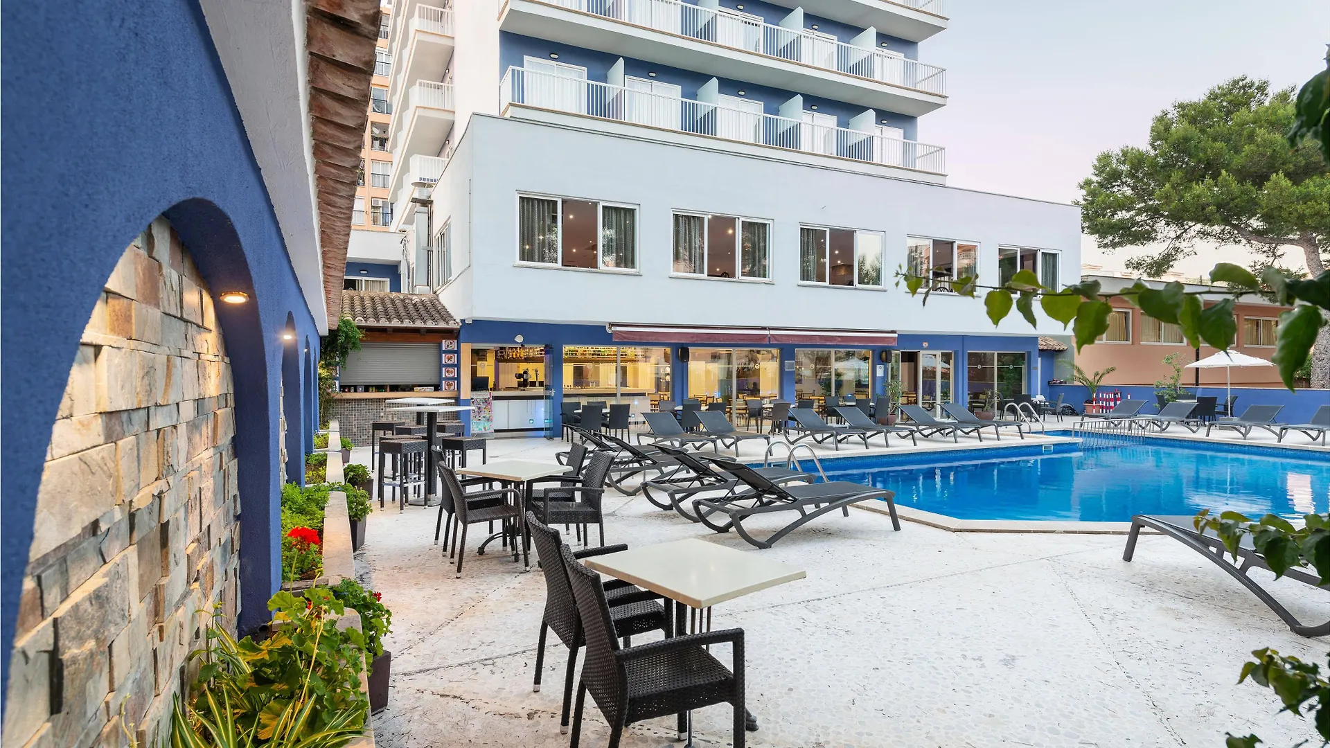 Hotel Torre Azul & Spa - Adults Only El Arenal  Espanha